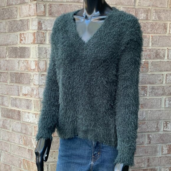 Pink Rose Fuzzy Eyelash Long Sleeve V-Neck Sweater Sz XS - Picture 9 of 14